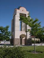 澳门新甫京娱乐游戏在线下载 Elko Campus Clock Tower graphic.